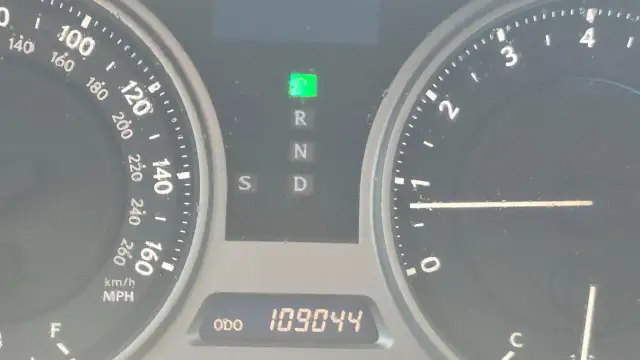 2010 Lexus IS 250 AWD, WELL MAINTAINED, CERTIFIED - Photo 14