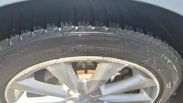 2010 Lexus IS 250 AWD, WELL MAINTAINED, CERTIFIED - Photo 17