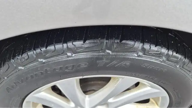 2012 Mazda MAZDA3 GS-SKY, WELL MAINTAINED, AS IS - Photo 16