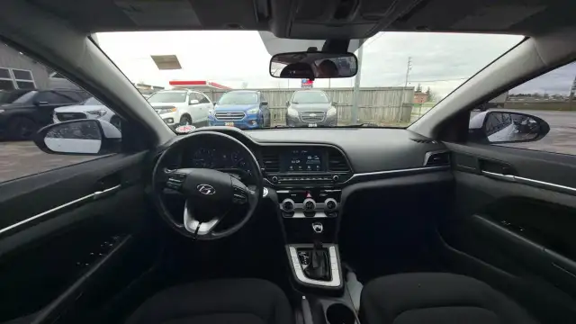 2020 Hyundai Elantra Preferred w/Sun & Safety Package, ONE OWNER - Photo 11