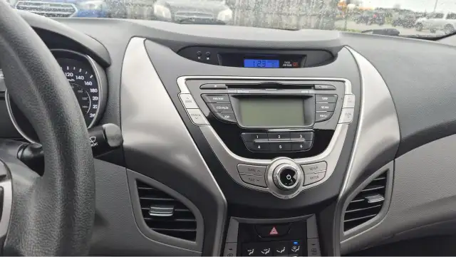 2013 Hyundai Elantra GL, AUTO, SEDAN, 4 CYL, GREAT ON FUEL, CERT - Photo 13