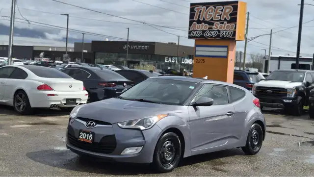 2016 Hyundai Veloster AUTO, 1.6L 4CYL, GREAT ON FUEL, CERTIFIED