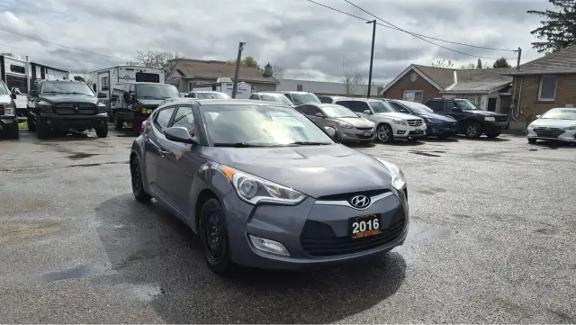 2016 Hyundai Veloster AUTO, 1.6L 4CYL, GREAT ON FUEL, CERTIFIED - Photo 7