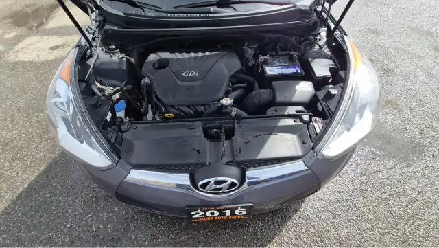 2016 Hyundai Veloster AUTO, 1.6L 4CYL, GREAT ON FUEL, CERTIFIED - Photo 14