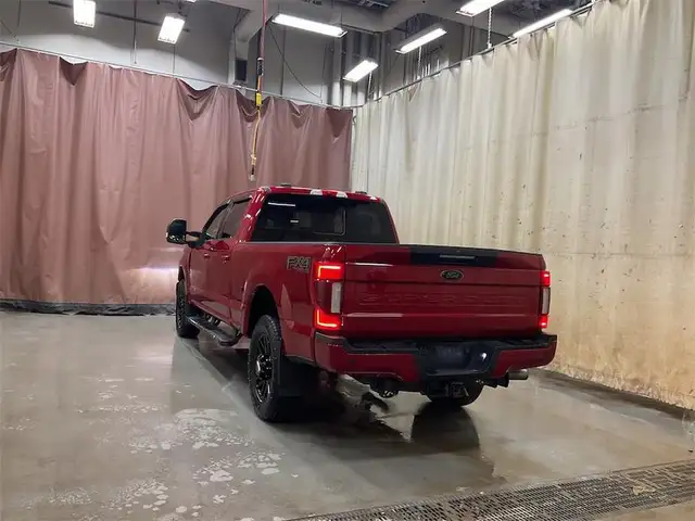 2022 Ford F-350 Super Duty Lariat - Leather Seats - Photo 3