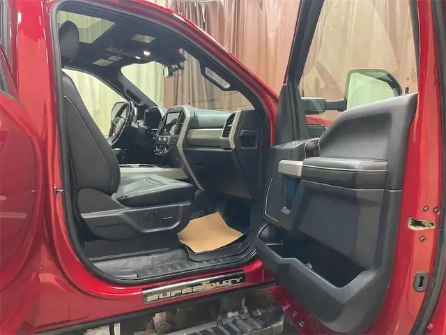 2022 Ford F-350 Super Duty Lariat - Leather Seats - Photo 14