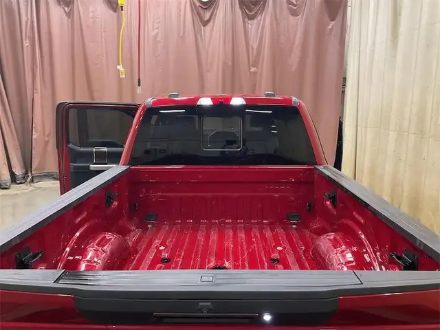 2022 Ford F-350 Super Duty Lariat - Leather Seats - Photo 15