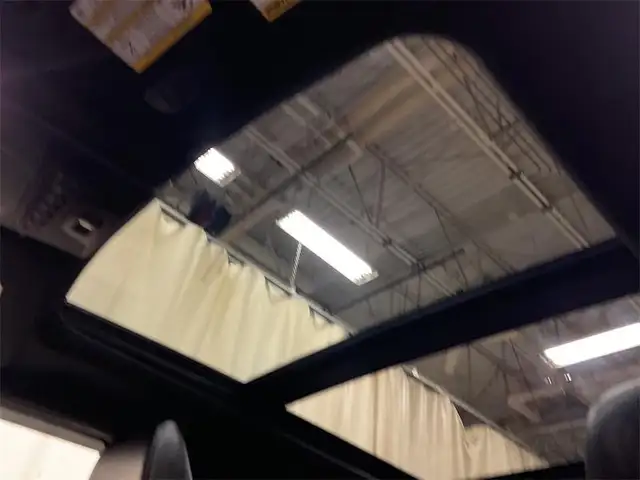 2022 Ford F-350 Super Duty Lariat - Leather Seats - Photo 18