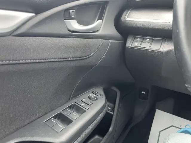 2020 Honda Civic EX - Photo 11
