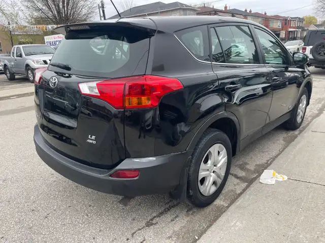 2014 Toyota RAV4 LE - Photo 5