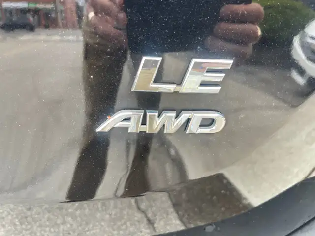 2014 Toyota RAV4 LE - Photo 8