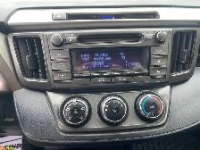2014 Toyota RAV4 LE - Photo 18