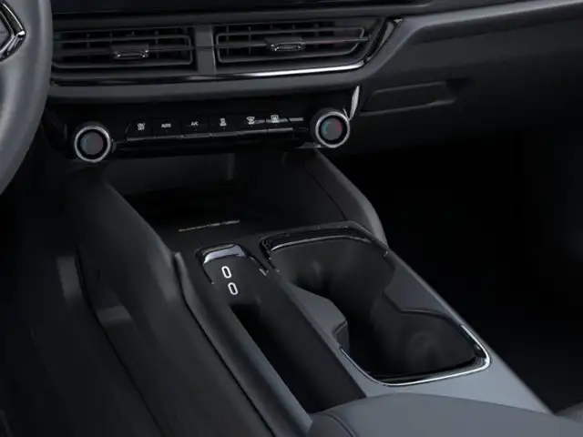 2025 Chevrolet Equinox EV RS - Photo 23