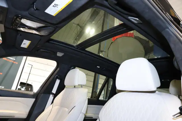 2022 BMW X7 M50i - HEADSUP|360CAM|NAVI|PANO|BLINDSPOT - Photo 10
