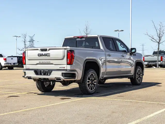 2026 GMC Sierra 1500 AT4 - Photo 8