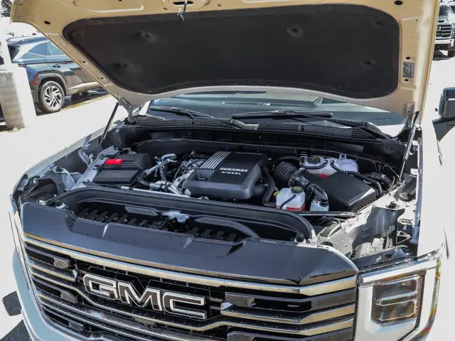 2026 GMC Sierra 1500 AT4 - Photo 10