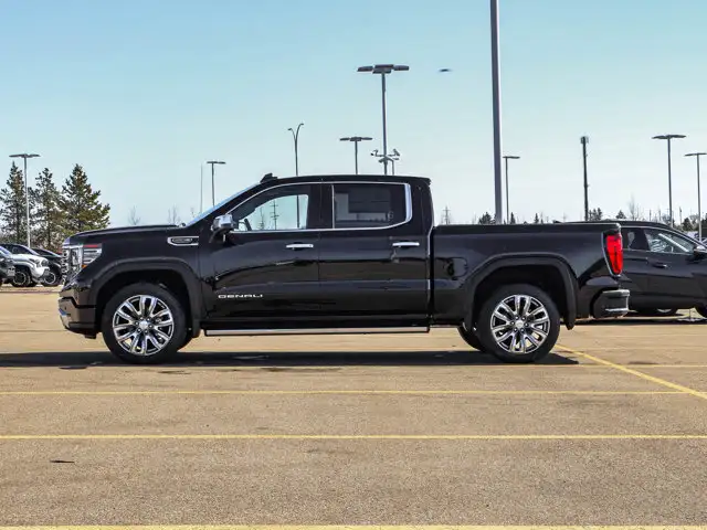 2026 GMC Sierra 1500 Denali - Photo 5