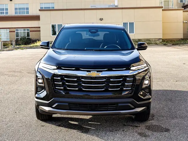 2026 Chevrolet Equinox AWD LT - Photo 3