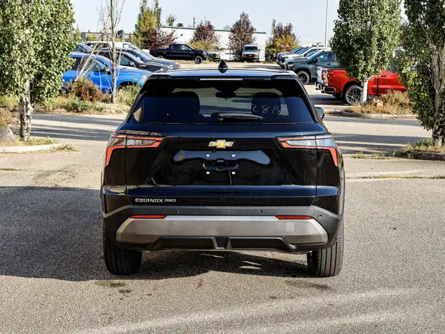 2026 Chevrolet Equinox AWD LT - Photo 12