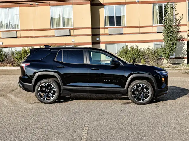 2026 Chevrolet Equinox AWD LT - Photo 14