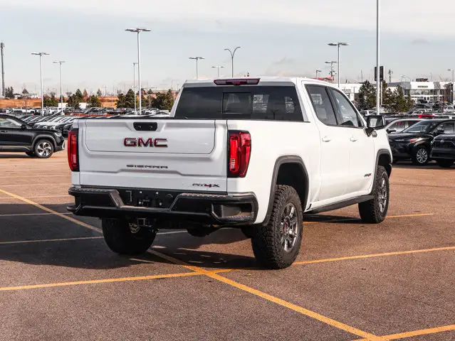 2026 GMC Sierra 1500 AT4X - Photo 8