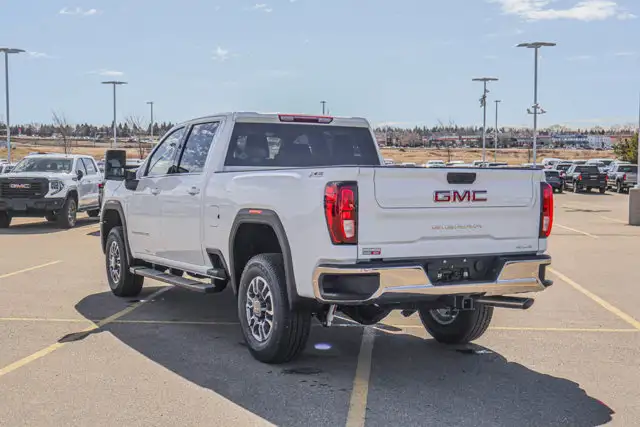 2026 GMC Sierra 2500HD SLE - Photo 6