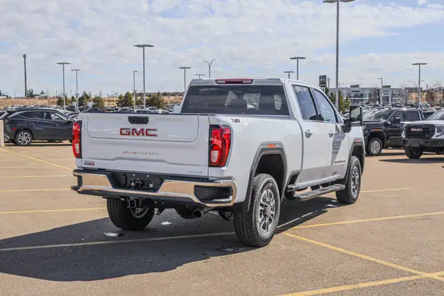 2026 GMC Sierra 2500HD SLE - Photo 9