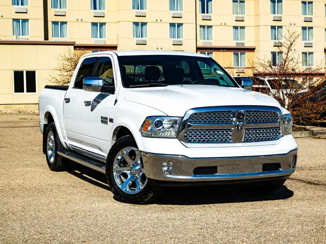 2018 Ram 1500 Laramie 5.7L HEMI | Premium Sound System - Photo 2
