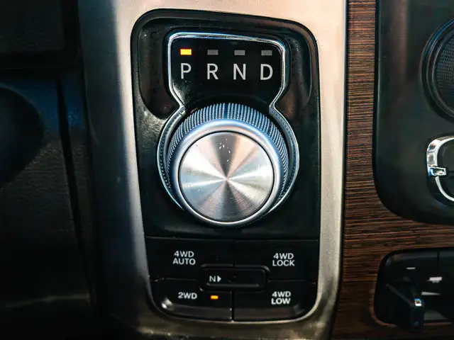 2018 Ram 1500 Laramie 5.7L HEMI | Premium Sound System - Photo 26