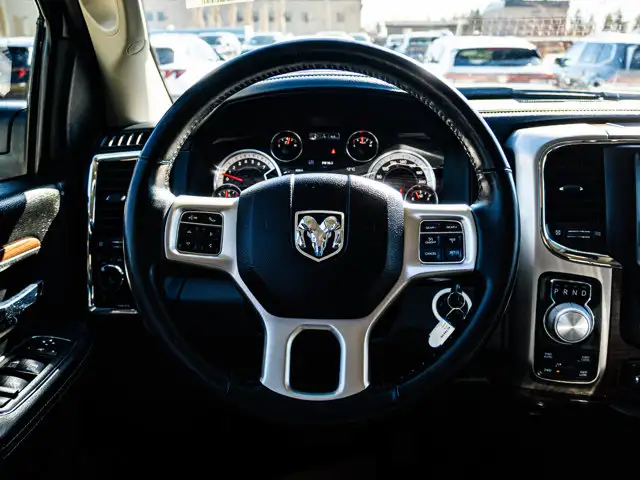 2018 Ram 1500 Laramie 5.7L HEMI | Premium Sound System - Photo 32