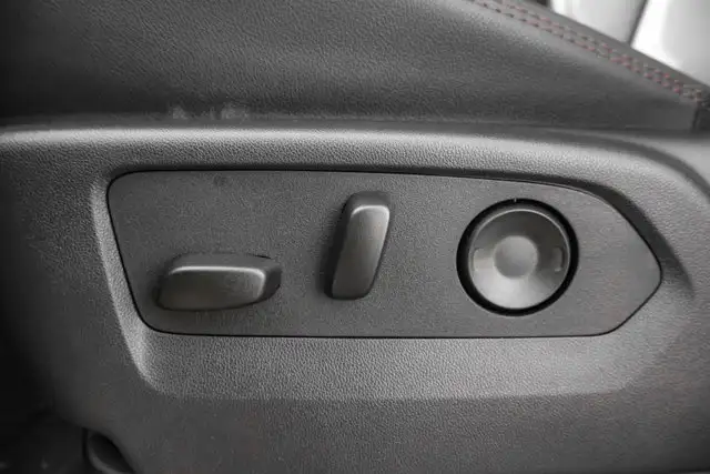 2026 GMC Sierra 3500HD AT4 - Photo 16