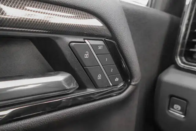 2026 GMC Sierra 3500HD AT4 - Photo 18