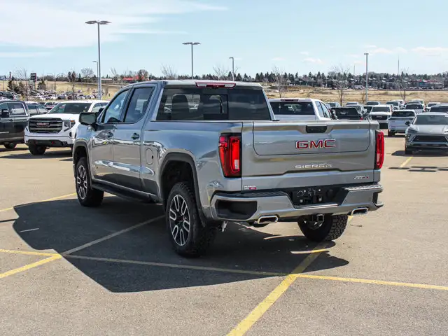 2026 GMC Sierra 1500 AT4 - Photo 6