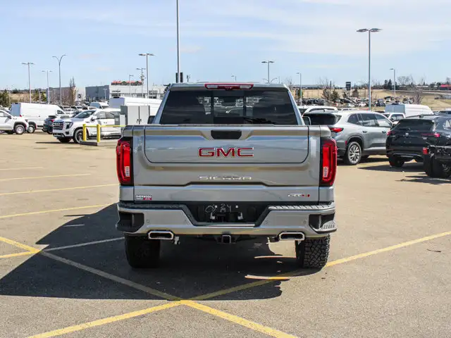 2026 GMC Sierra 1500 AT4 - Photo 7