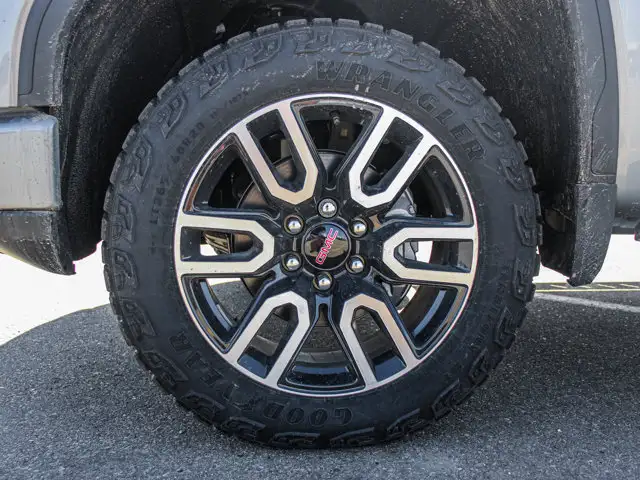 2026 GMC Sierra 1500 AT4 - Photo 12