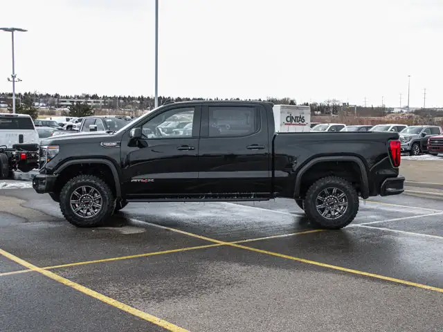2026 GMC Sierra 1500 AT4X - Photo 5