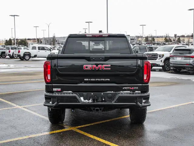 2026 GMC Sierra 1500 AT4X - Photo 7