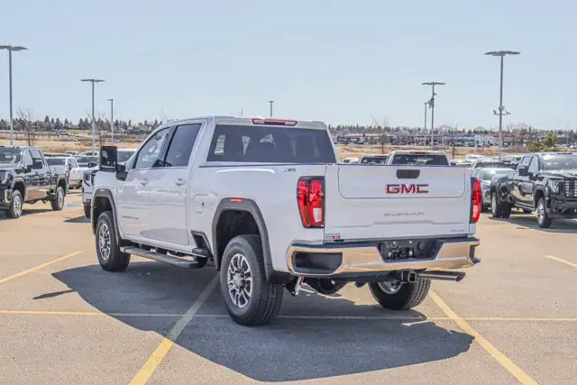 2026 GMC Sierra 2500HD SLE - Photo 6
