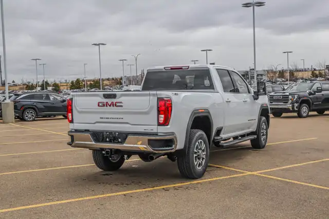 2026 GMC Sierra 2500HD SLE - Photo 9