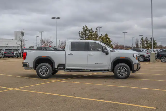 2026 GMC Sierra 2500HD SLE - Photo 10