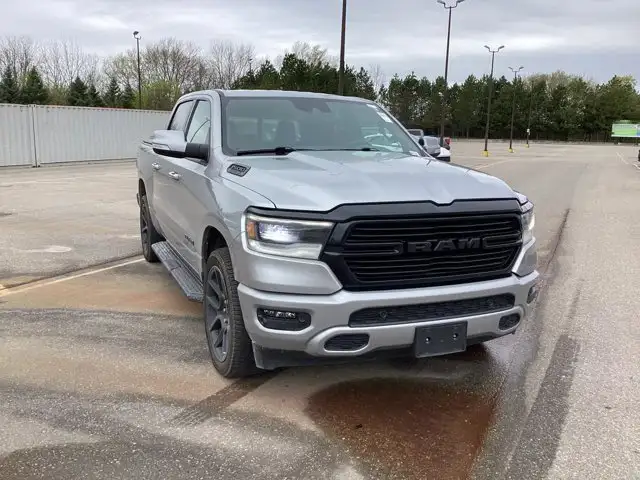 2022 Ram 1500 Sport Crew Cab 5'7 Box 4X4 | No Accidents - Photo 4