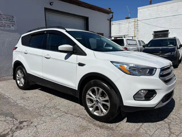 2018 Ford Escape SE AWD - Photo 3