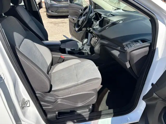 2018 Ford Escape SE AWD - Photo 8