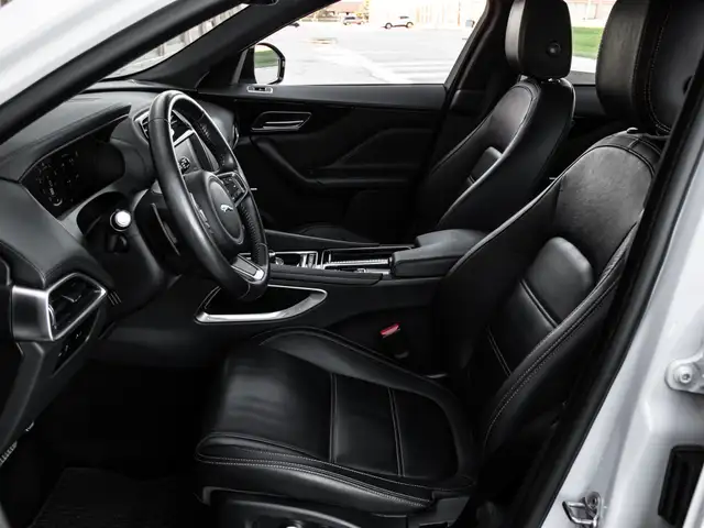 2019 Jaguar F-Pace 20D|PRESTIGE PKG|NAV|PANOROOF|B.SPOT|LOADED|G - Photo 8