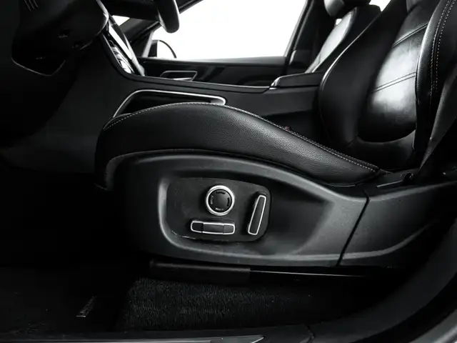 2019 Jaguar F-Pace 20D|PRESTIGE PKG|NAV|PANOROOF|B.SPOT|LOADED|G - Photo 15