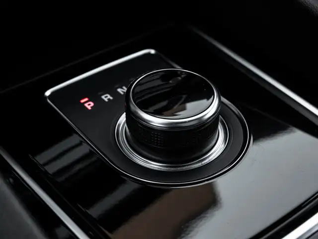 2019 Jaguar F-Pace 20D|PRESTIGE PKG|NAV|PANOROOF|B.SPOT|LOADED|G - Photo 19