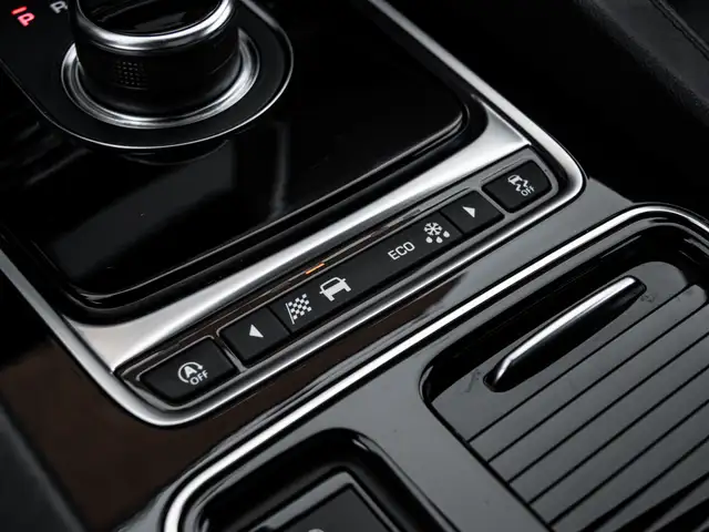 2019 Jaguar F-Pace 20D|PRESTIGE PKG|NAV|PANOROOF|B.SPOT|LOADED|G - Photo 22