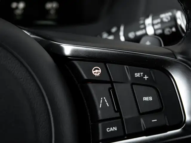 2019 Jaguar F-Pace 20D|PRESTIGE PKG|NAV|PANOROOF|B.SPOT|LOADED|G - Photo 26