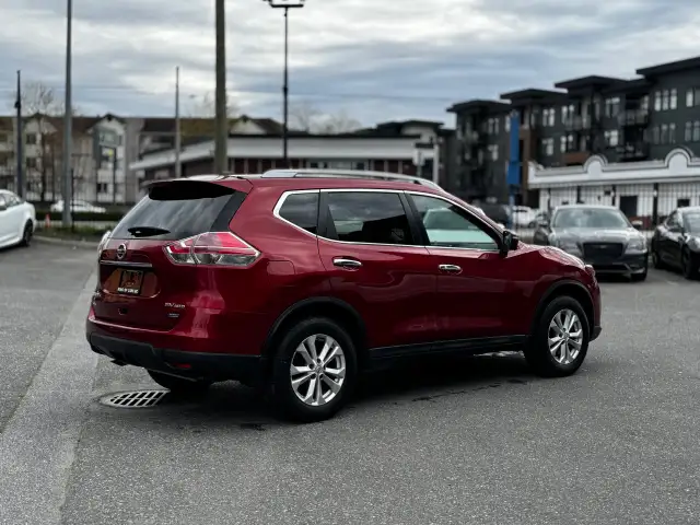 2015 NISSAN ROGUE - Photo 6