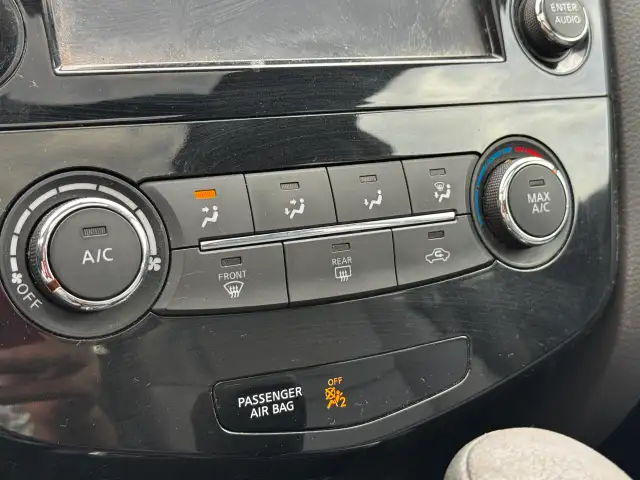 2015 NISSAN ROGUE - Photo 16